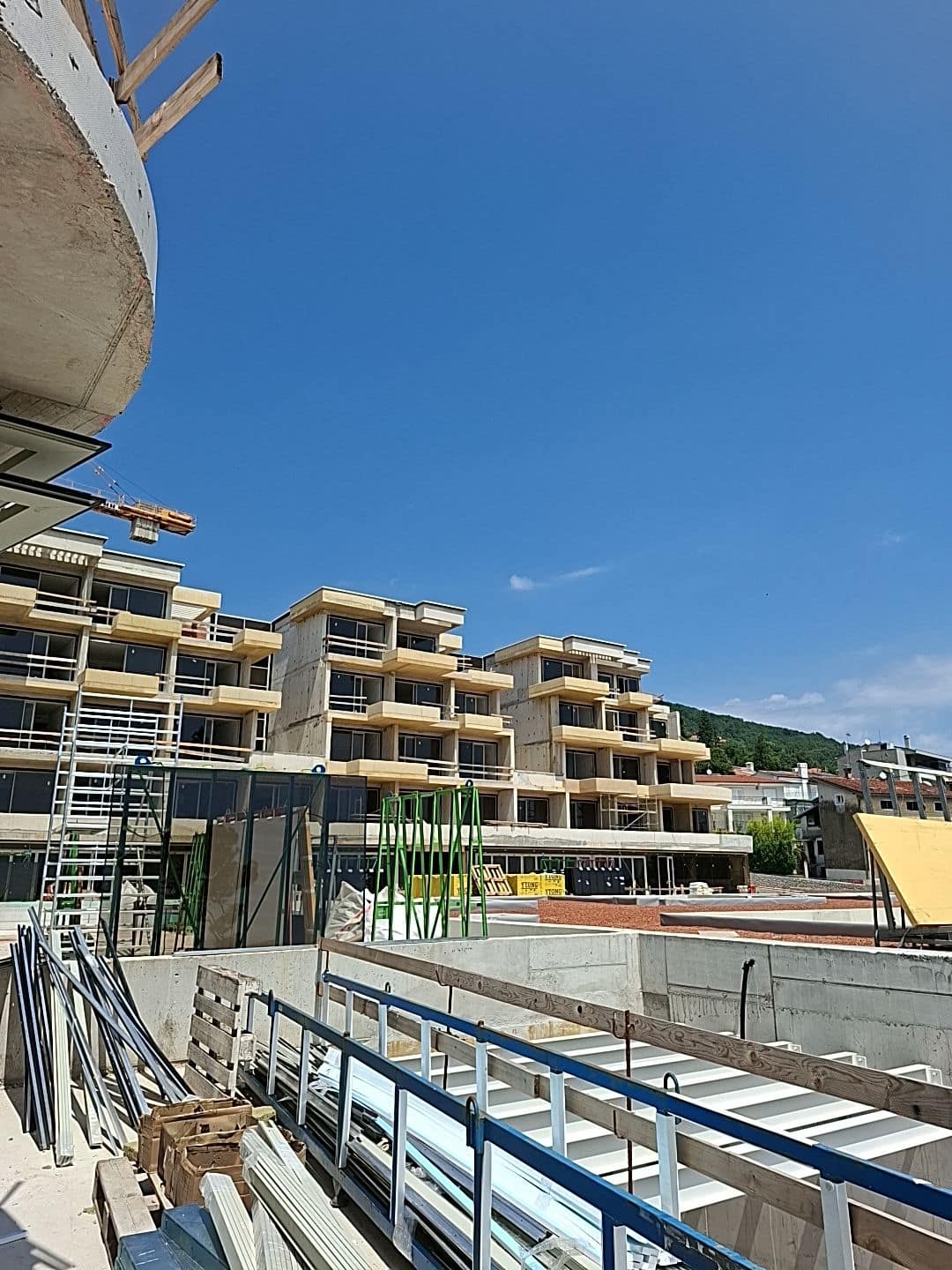 Balcony structure taking shape